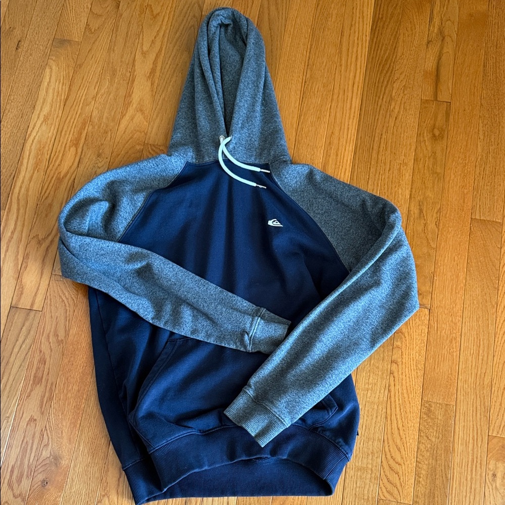Quiksilver Charcoal and Navy Hoodie. Size S. Like new!! Worn once
